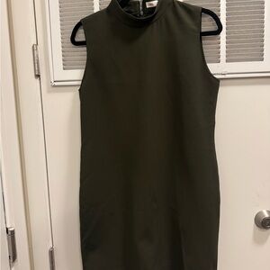 Zara Elegant Olive Green Sleeveless Dress